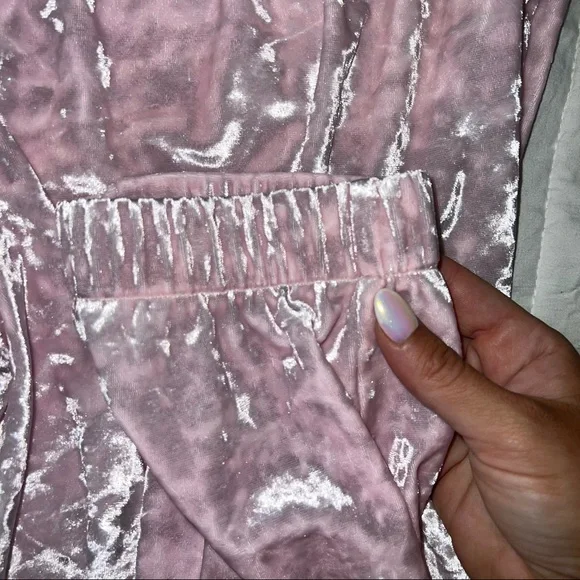 Victoria Secrets Velvet PJ Joggers - Picture 6 of 6